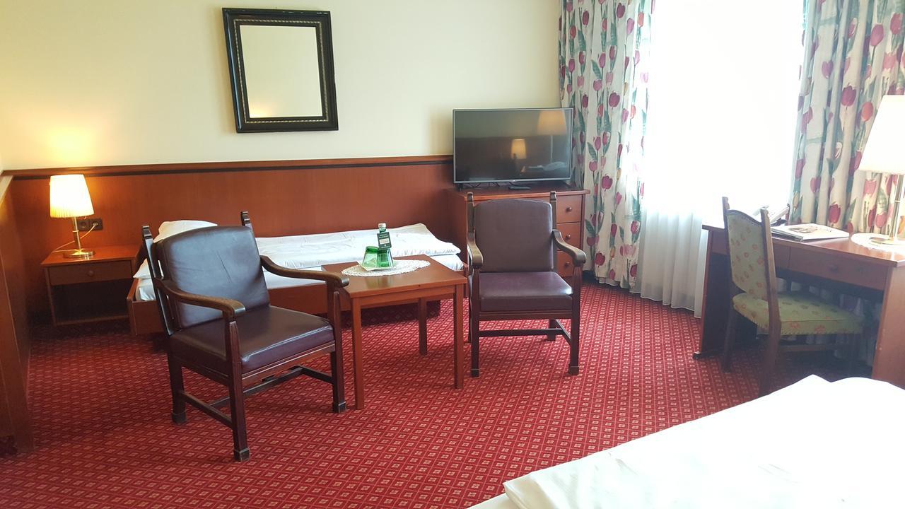 Landhotel Jagdhof Guntramsdorf Ngoại thất bức ảnh